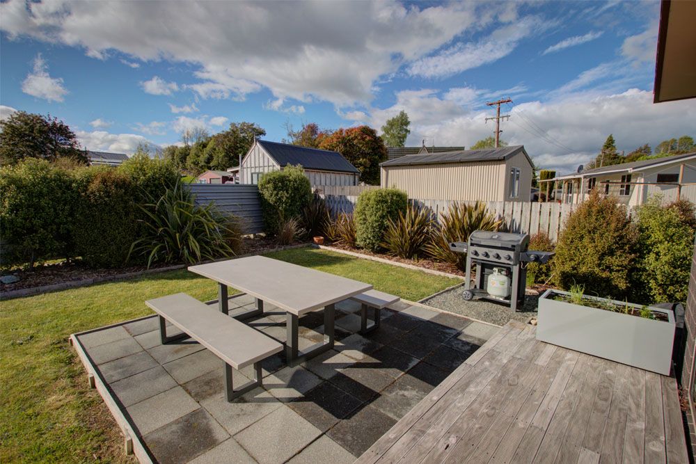 Outdoor entertainment area